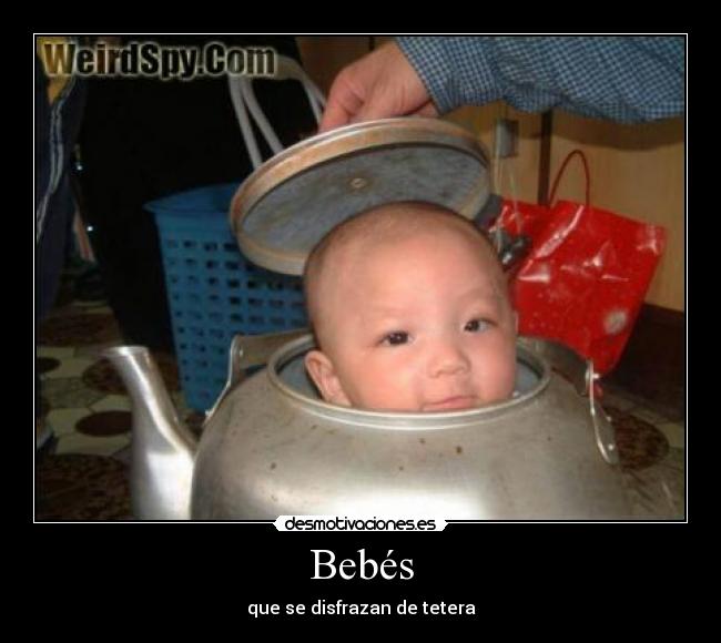 Bebés - que se disfrazan de tetera