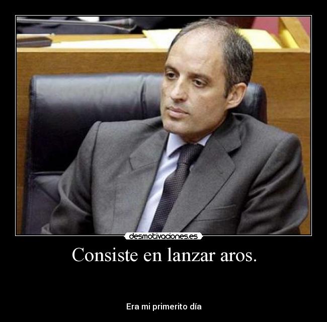 Consiste en lanzar aros. -