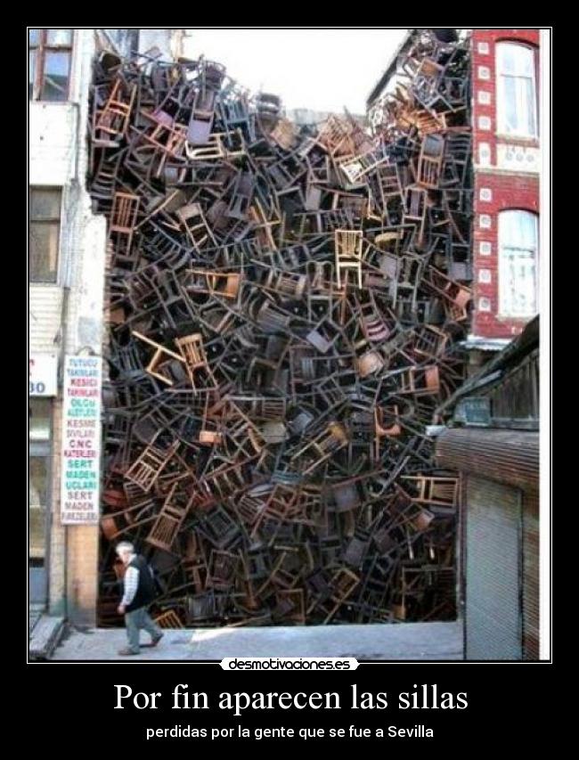 Por fin aparecen las sillas - 