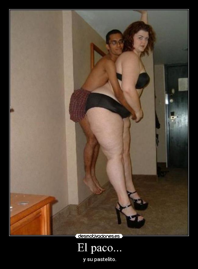 El paco... - y su pastelito.