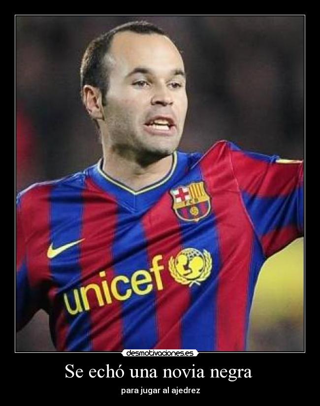 Se echó una novia negra - para jugar al ajedrez