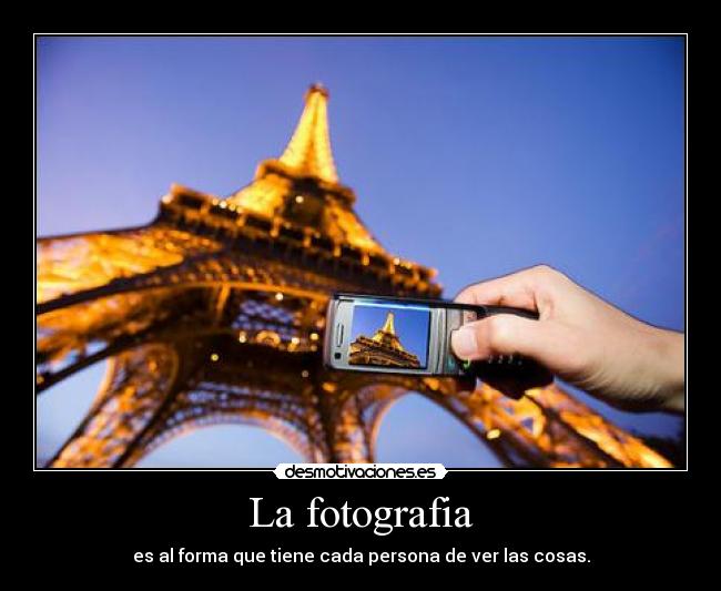 carteles torre eiffel desmotivaciones