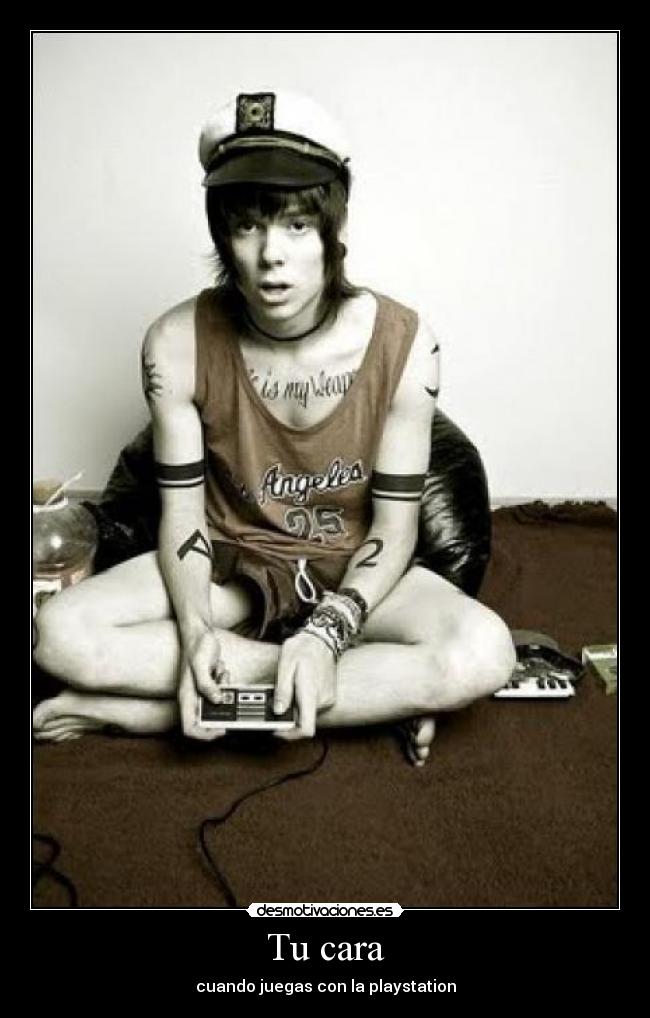 Tu cara - cuando juegas con la playstation