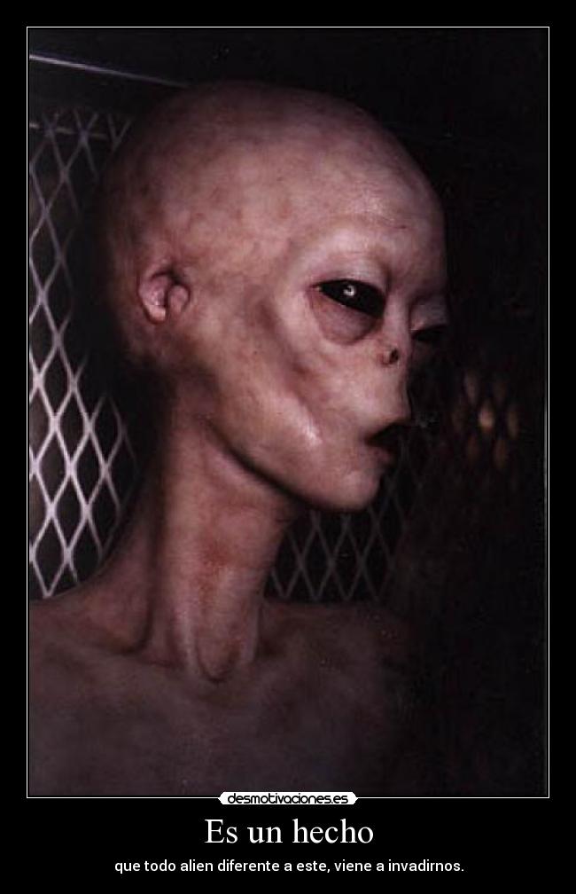 carteles alien desmotivaciones