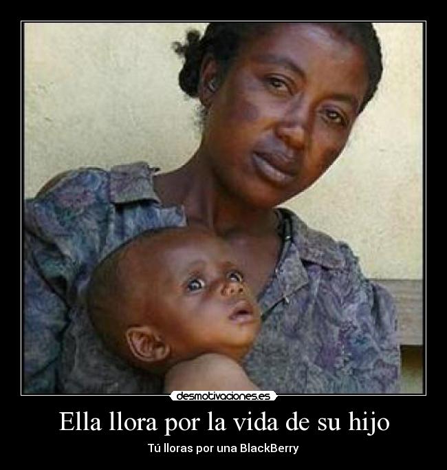 Ella llora por la vida de su hijo -