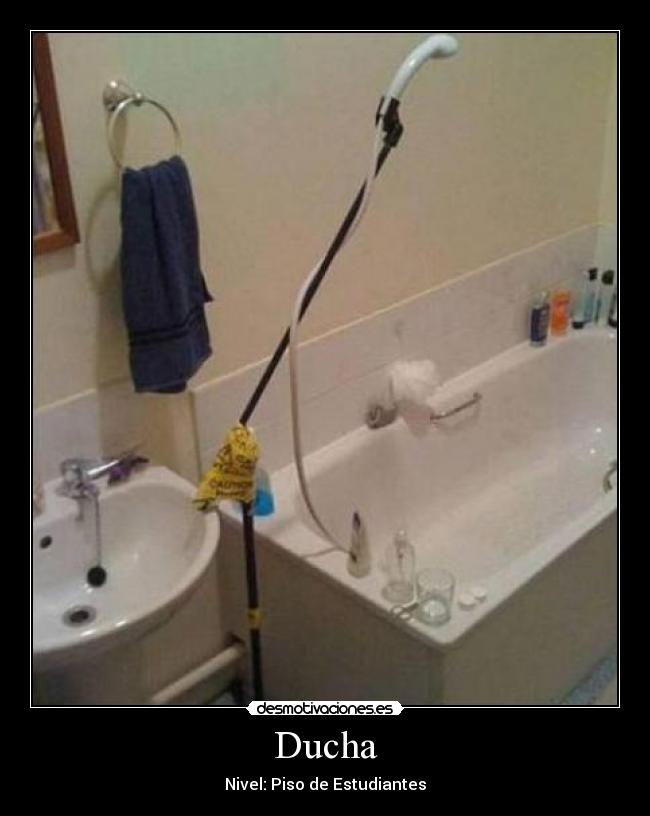 Ducha - Nivel: Piso de Estudiantes