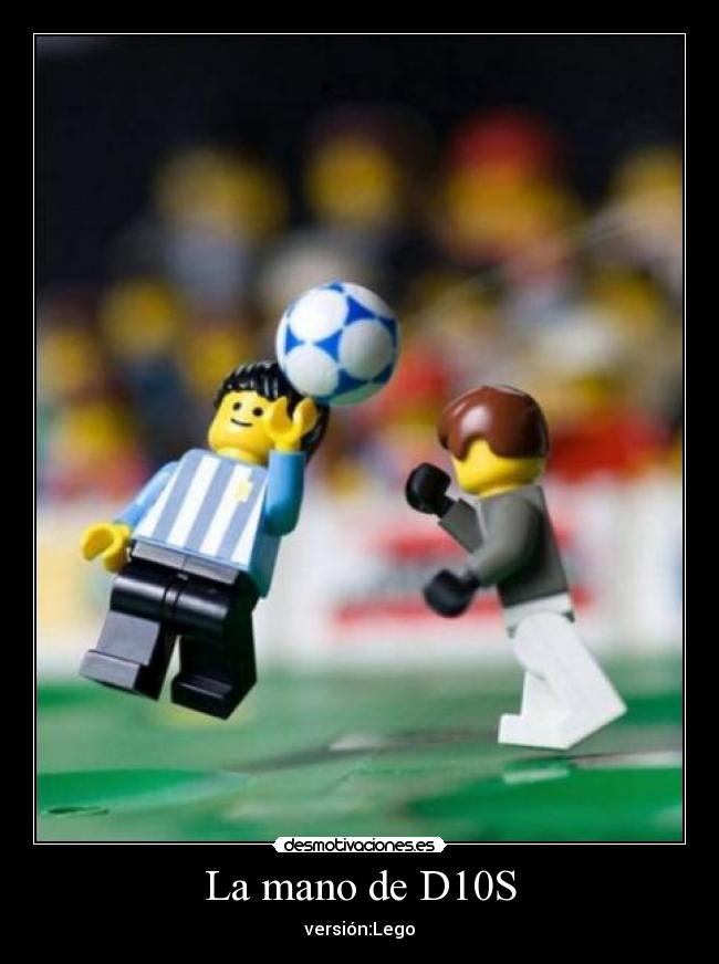 La mano de D10S - versión:Lego