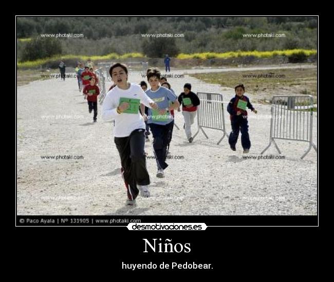 Niños - huyendo de Pedobear.