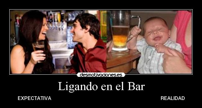 Ligando en el Bar -