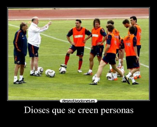 Dioses que se creen personas - 