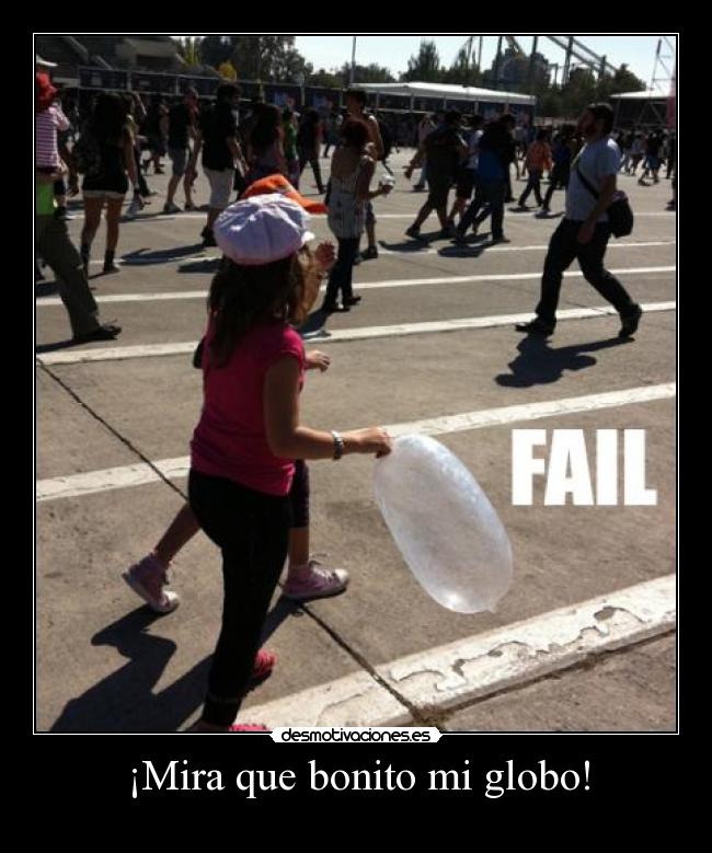 ¡Mira que bonito mi globo! -