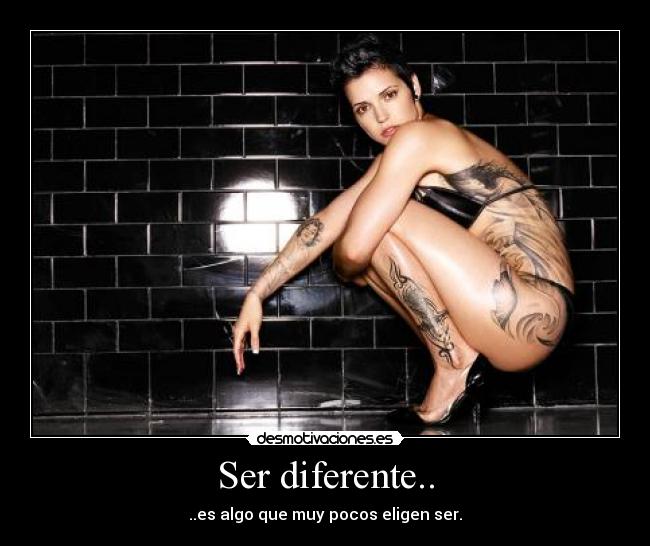 carteles ser diferente desmotivaciones