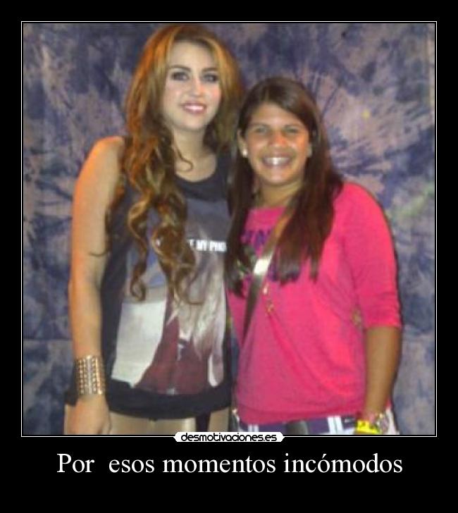 Por  esos momentos incómodos - 