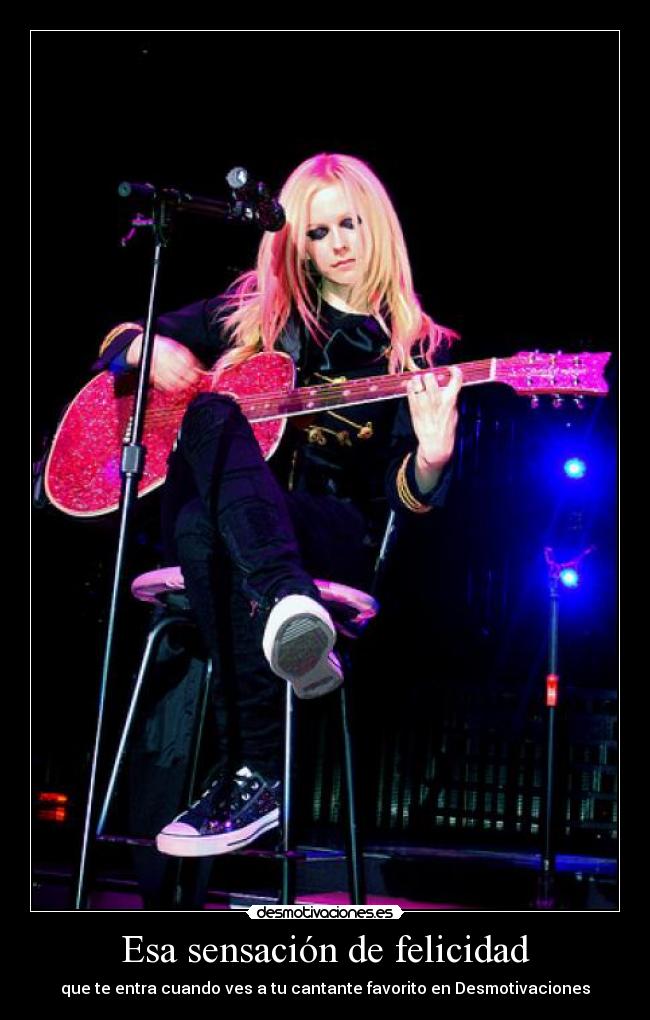 Esa sensación de felicidad - que te entra cuando ves a tu cantante favorito en Desmotivaciones