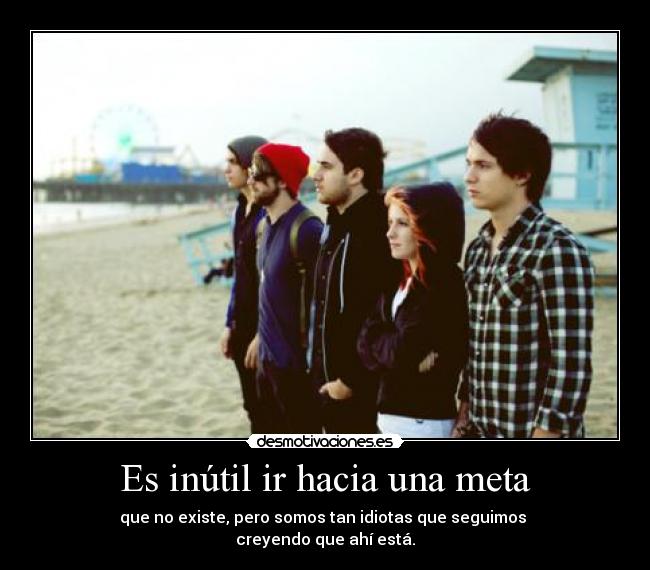 carteles paramore desmotivaciones