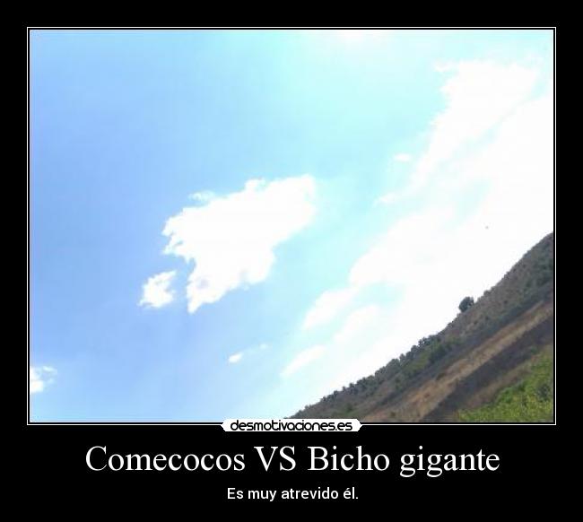 Comecocos VS Bicho gigante -