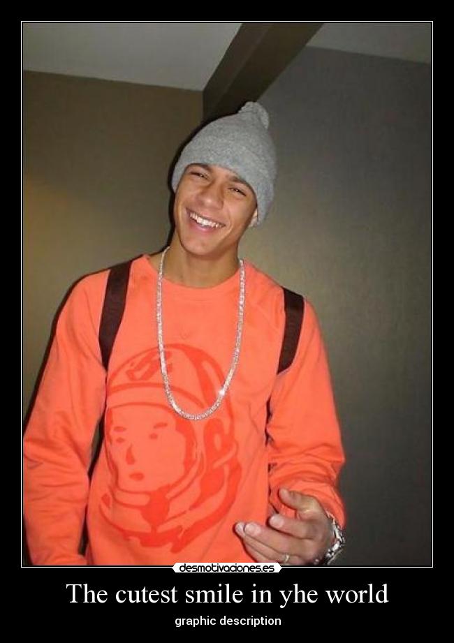 The cutest smile in yhe world - graphic description