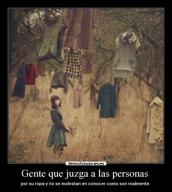 Gente que juzga a las personas  - 