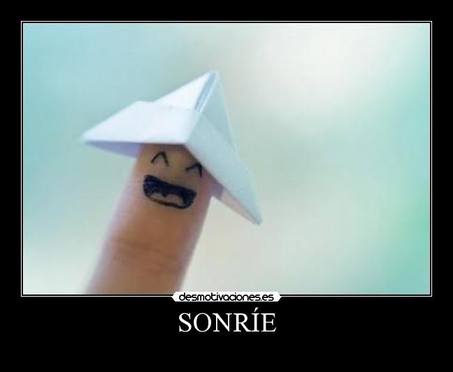 SONRÍE -