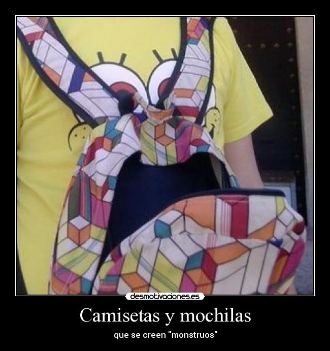 Camisetas y mochilas -