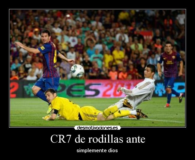 CR7 de rodillas ante -