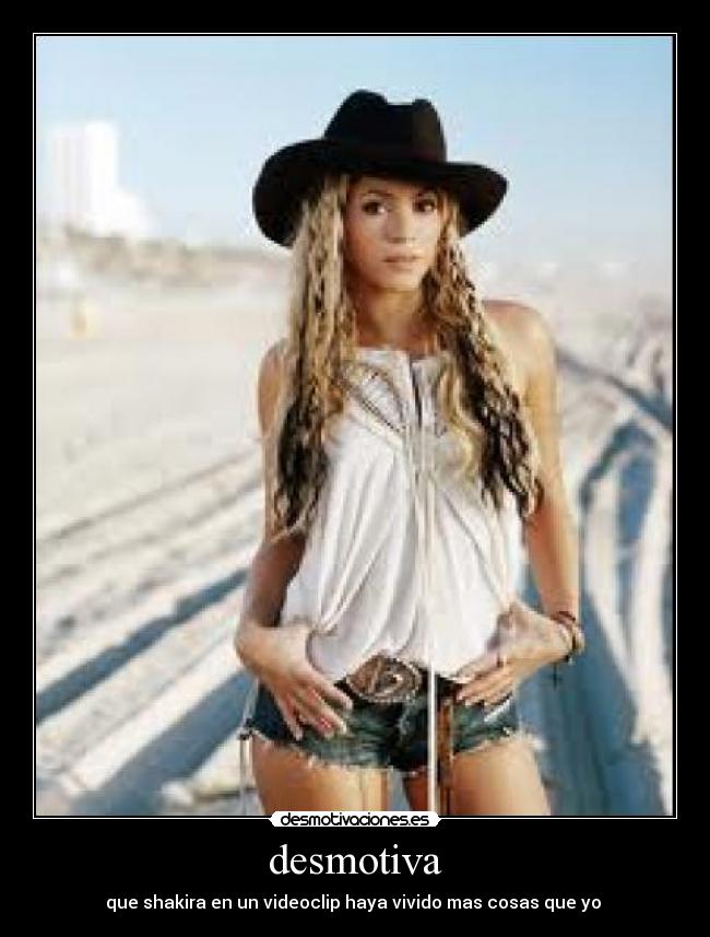 carteles shakira desmotivaciones