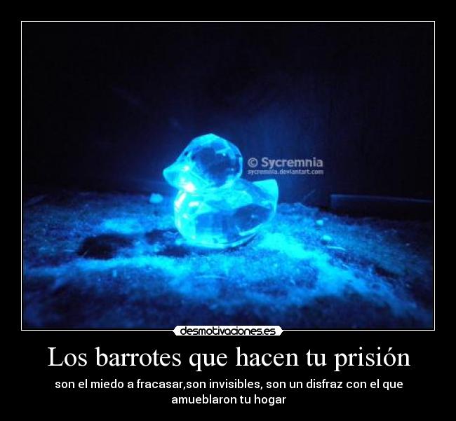 carteles mago barrotes prision miedo fracasar disfraz hogar desmotivaciones