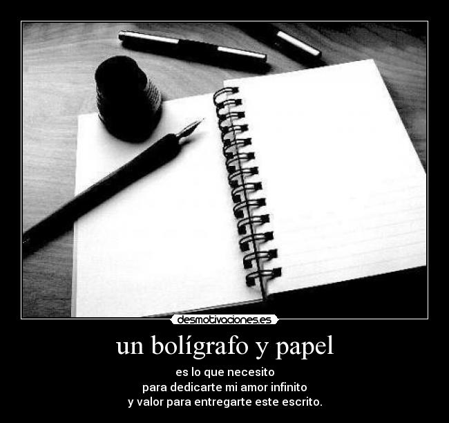 un bolígrafo y papel - 