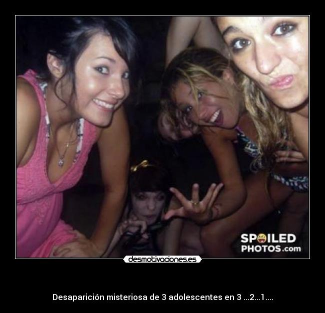   - Desaparición misteriosa de 3 adolescentes en 3 ...2...1....