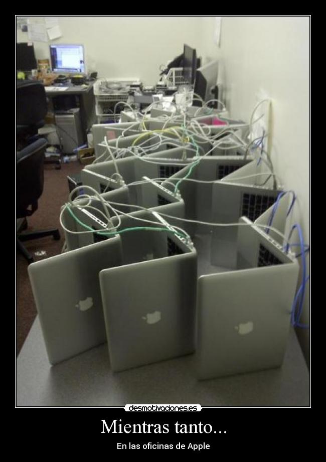 Mientras tanto... - En las oficinas de Apple