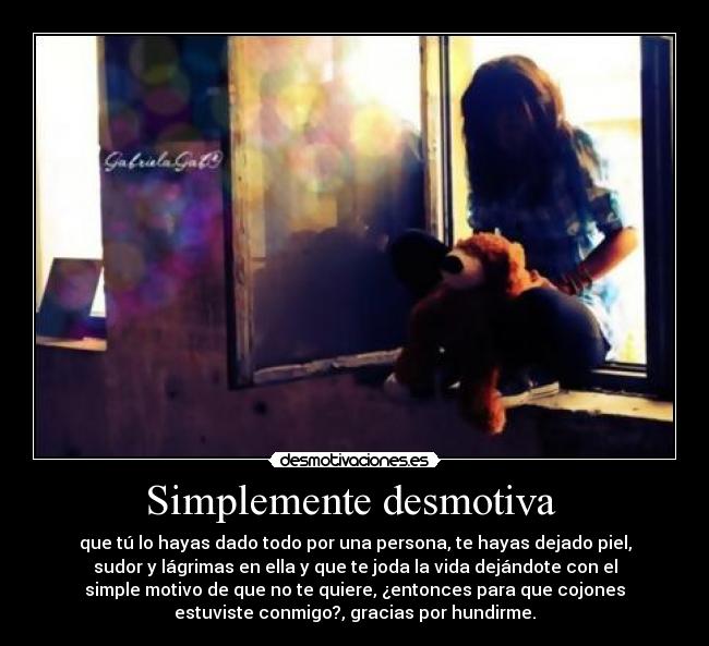 Simplemente desmotiva  - 