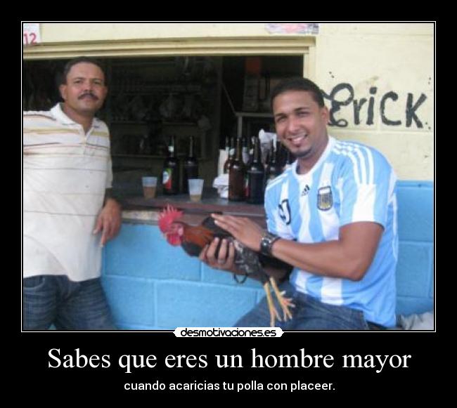 Sabes que eres un hombre mayor - cuando acaricias tu polla con placeer.