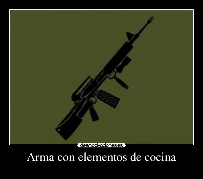 Arma con elementos de cocina -