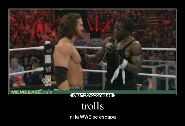 trolls - ni la WWE se escapa