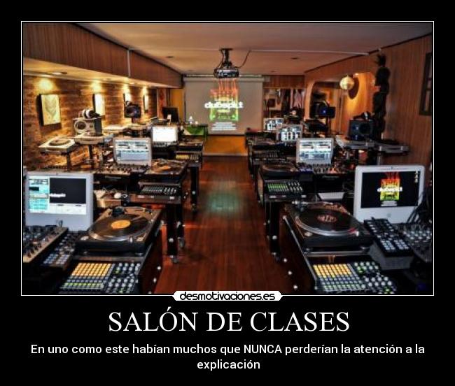 SALÓN DE CLASES - 