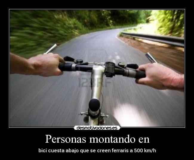 Personas montando en - 