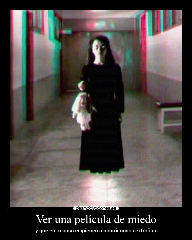 Ver una película de miedo - 