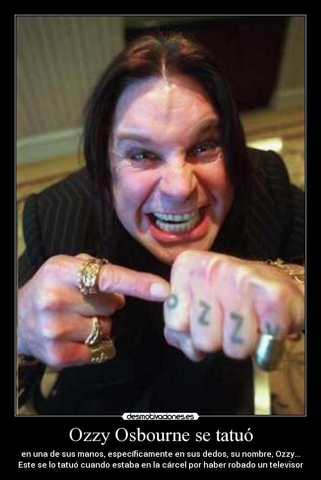 Ozzy Osbourne se tatuó -