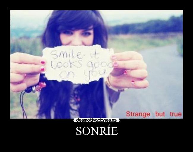 SONRÍE -