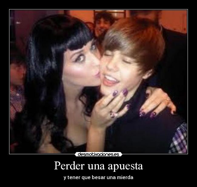 Perder una apuesta - y tener que besar una mierda