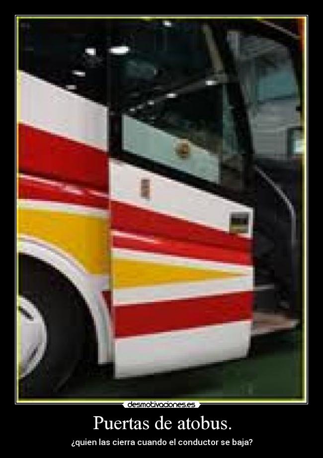Puertas de atobus. - ¿quien las cierra cuando el conductor se baja?