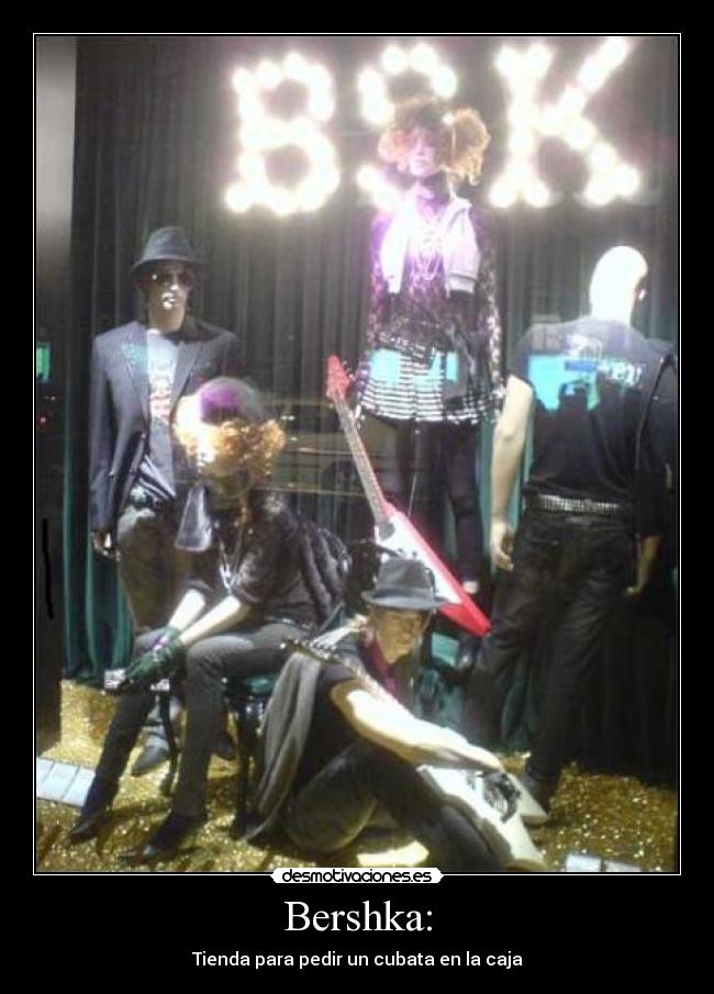 Bershka: - Tienda para pedir un cubata en la caja