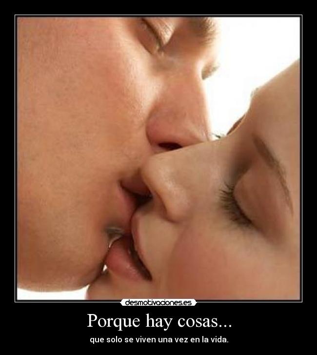 carteles beso desmotivaciones