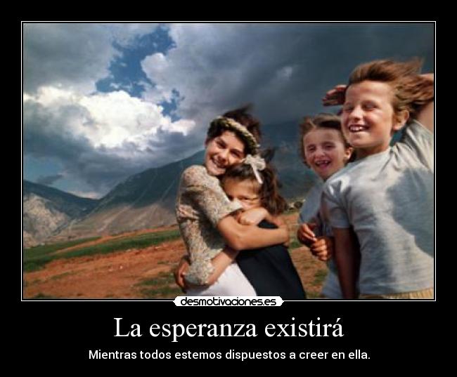 carteles esperanza photo carol guzy - four kosovo refugees solo necesitamos respirar poco mas profundo cla desmotivaciones