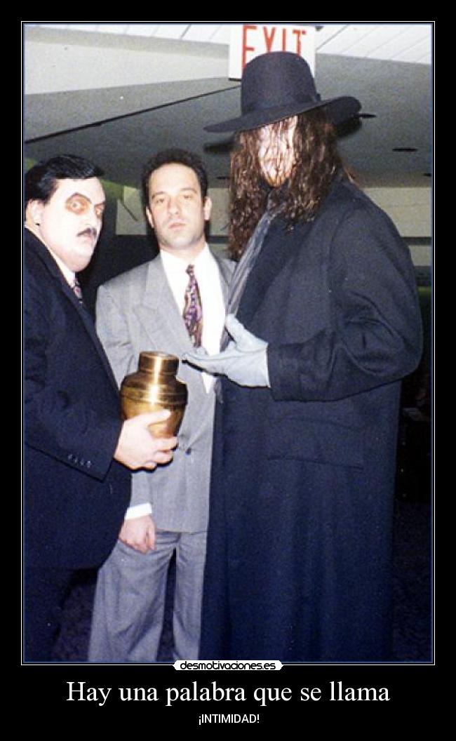 carteles undertaker pillamos clanvirus desmotivaciones