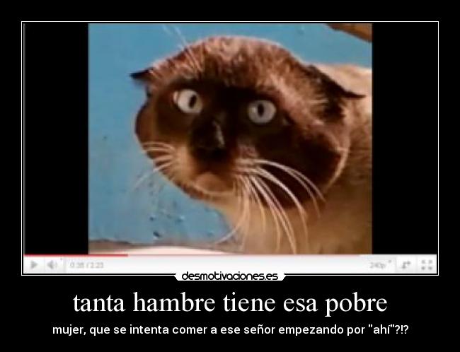tanta hambre tiene esa pobre - mujer, que se intenta comer a ese señor empezando por ahí?!?