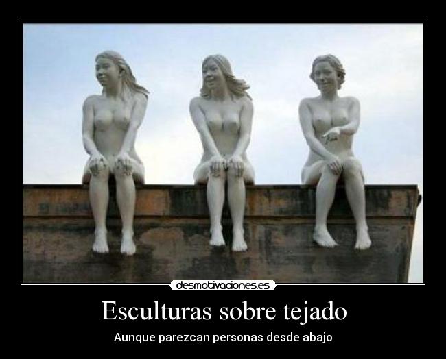 Esculturas sobre tejado - 