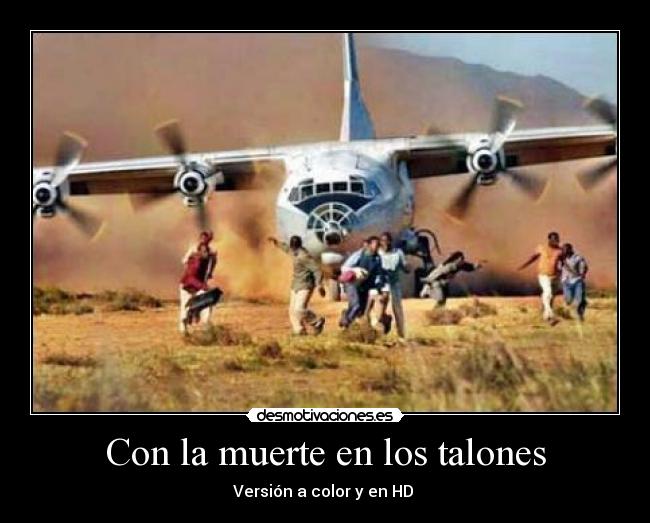 Con la muerte en los talones - Versión a color y en HD