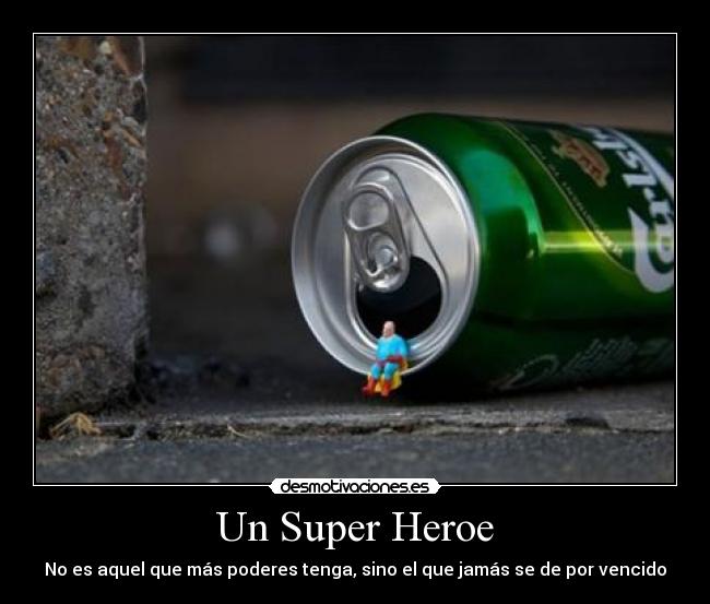 carteles superhero desmotivaciones