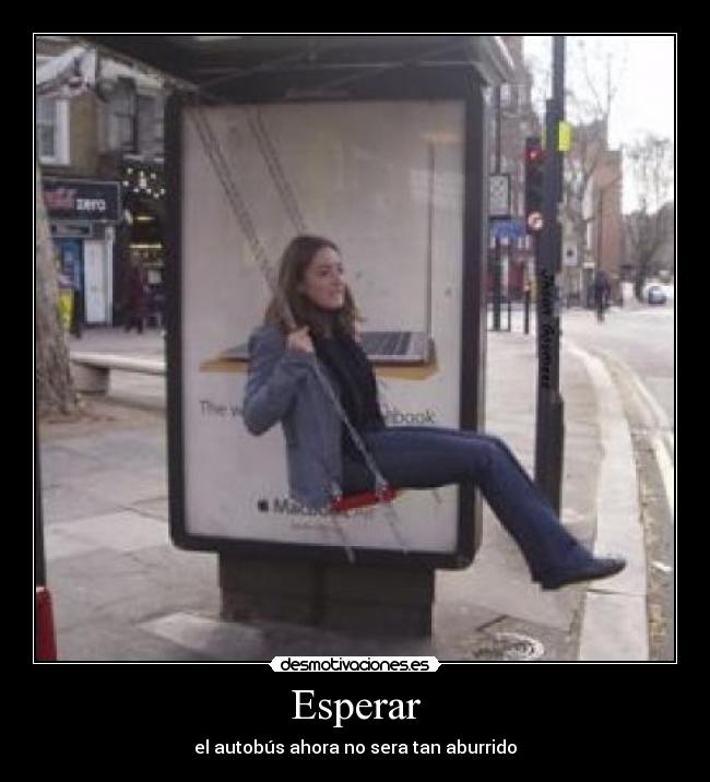 Esperar - el autobús ahora no sera tan aburrido